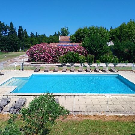 Les Gites Du Mas Canillac Châteaurenard Exterior foto