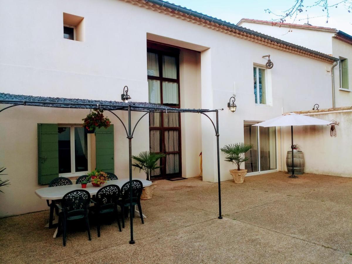 Les Gites Du Mas Canillac Châteaurenard Exterior foto